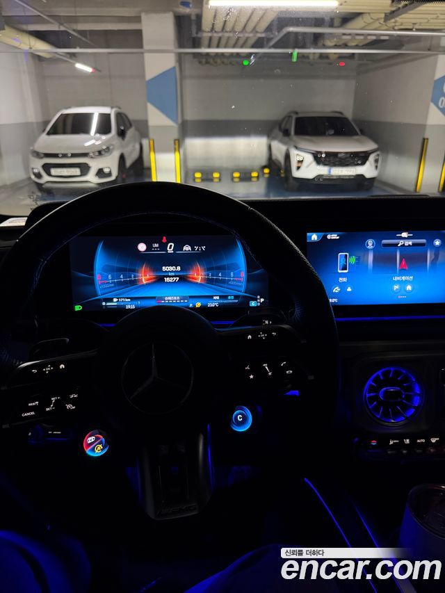 Mercedes-Benz G-Class (W465) AMG G63 2025 — фото 7