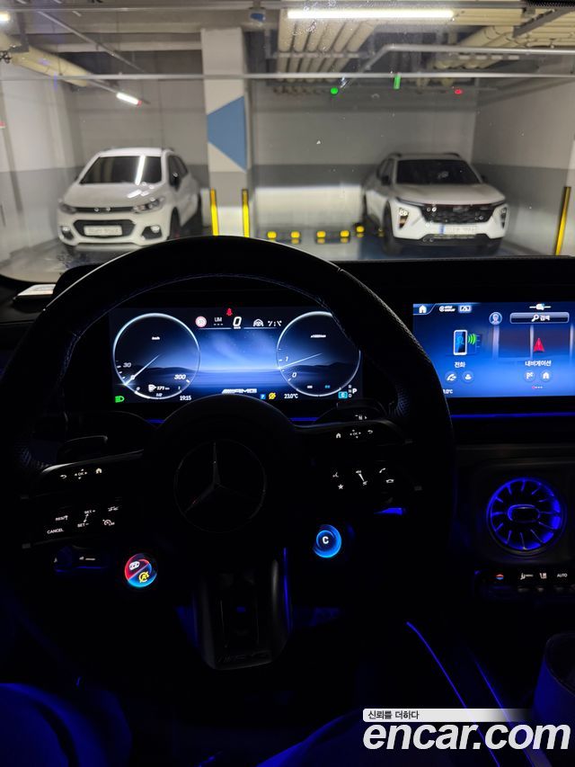 Mercedes-Benz G-Class (W465) AMG G63 2025 — фото 10