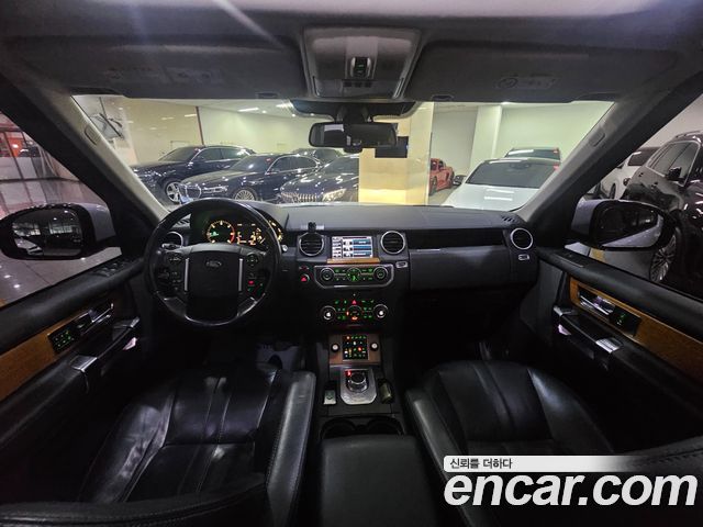 Land Rover Discovery 4 3.0 SDV6 HSE 2015 — фото 8