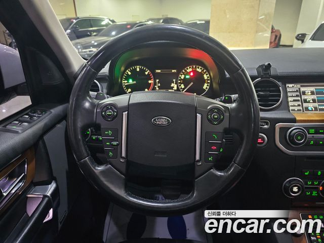 Land Rover Discovery 4 3.0 SDV6 HSE 2015 — фото 9
