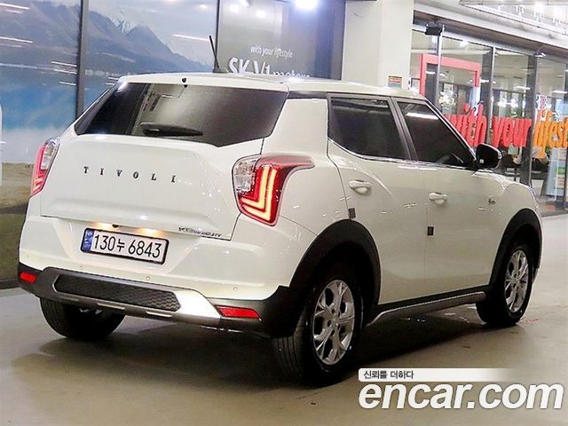 KG Mobility (SsangYong) Tivoli 1.5 2WD V5 2024 — фото 4
