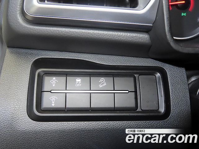 KG Mobility (SsangYong) Tivoli 1.5 2WD V5 2024 — фото 18