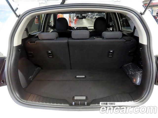 KG Mobility (SsangYong) Tivoli 1.5 2WD V5 2024 — фото 22