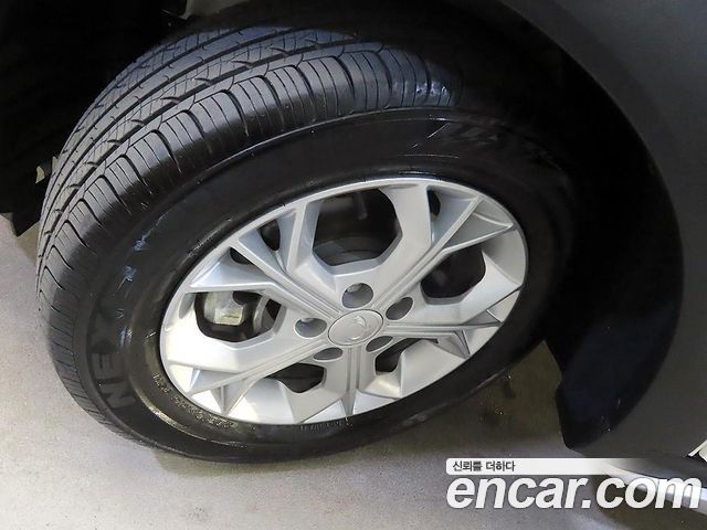 KG Mobility (SsangYong) Tivoli 1.5 2WD V5 2024 — фото 24