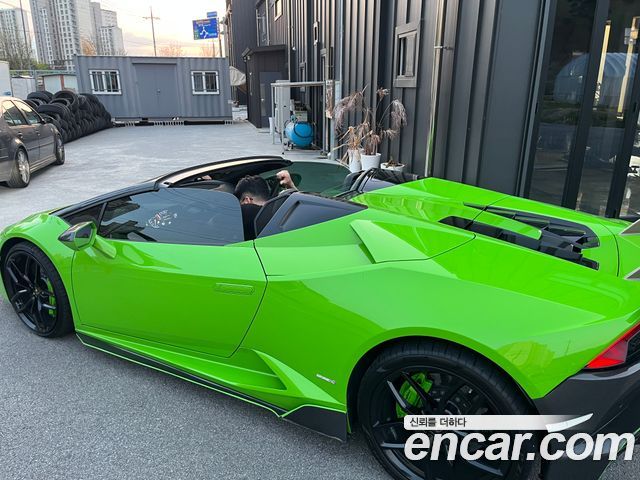 Lamborghini Huracan LP610-4 Spyder 2017 — фото 5