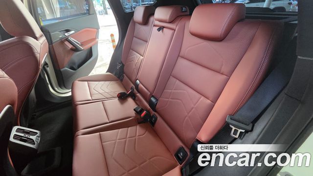 BMW iX1 (U11) xDrive 30 M Sport 2026 — фото 16
