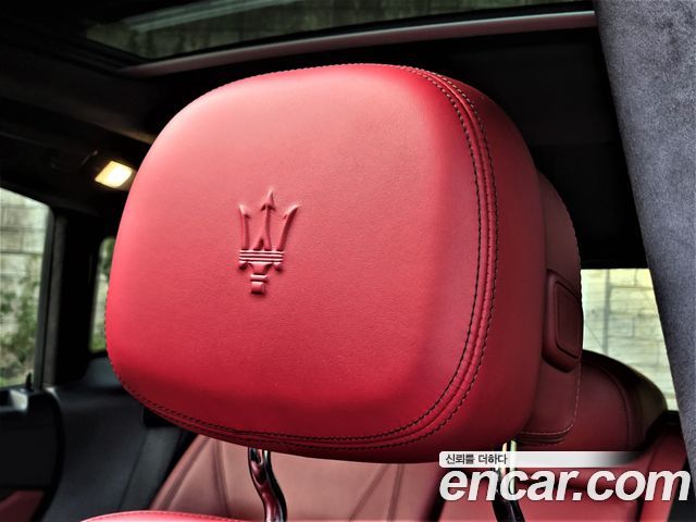 Maserati Levante 3.0 Diesel AWD Luxury 2017 — фото 20