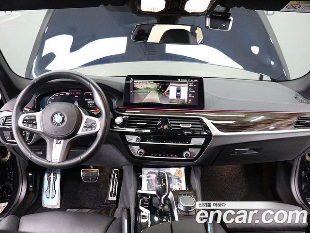 BMW 5 Series (G30) 520i M Sport 2021 — фото 16