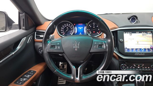 Maserati Ghibli 3.0 Diesel 3rd 2016 — фото 14