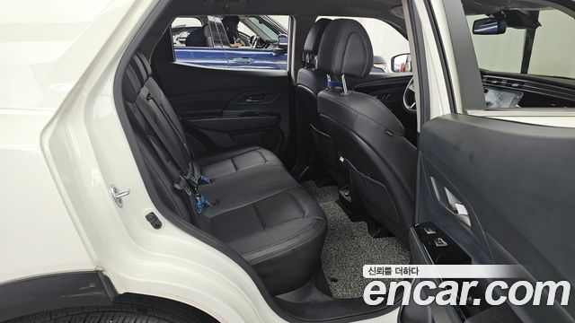 KG Mobility (SsangYong) Beautiful Korando Gasoline 1.5 2WD C5 Plus 2021 — фото 12