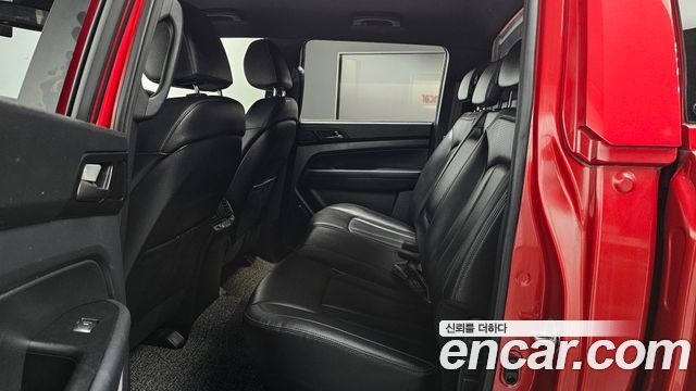 KG Mobility (SsangYong) Rexton Sports Khan Diesel 2.2 4WD Dynamic Edition (5-Link) 2021 — фото 12