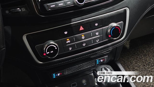 KG Mobility (SsangYong) Rexton Sports Khan Diesel 2.2 4WD Dynamic Edition (5-Link) 2021 — фото 18