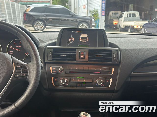 BMW 1 Series (F20) 118d Urban 5Dr 2013 — фото 21