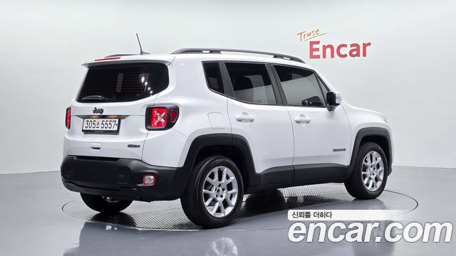 Jeep Renegade 2.4 Longitude 2021 — фото 2