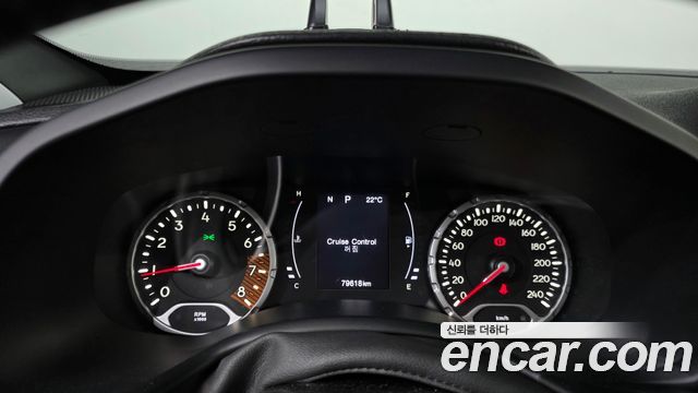 Jeep Renegade 2.4 Longitude 2021 — фото 8