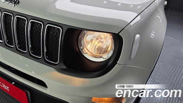 Jeep Renegade 2.4 Longitude 2021 — фото 22