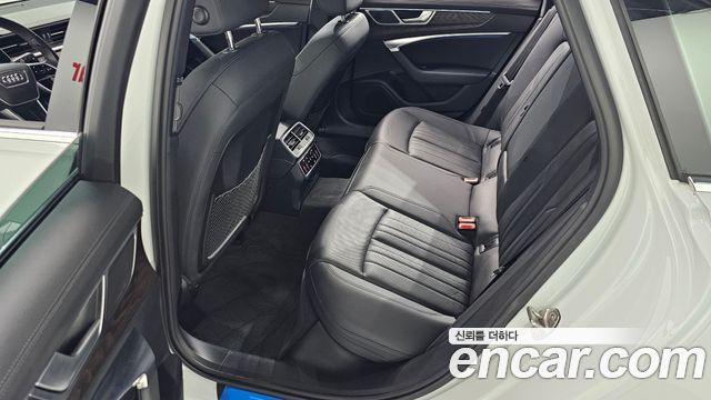 Audi A6 (C8) 45 TFSI Premium 2021 — фото 11
