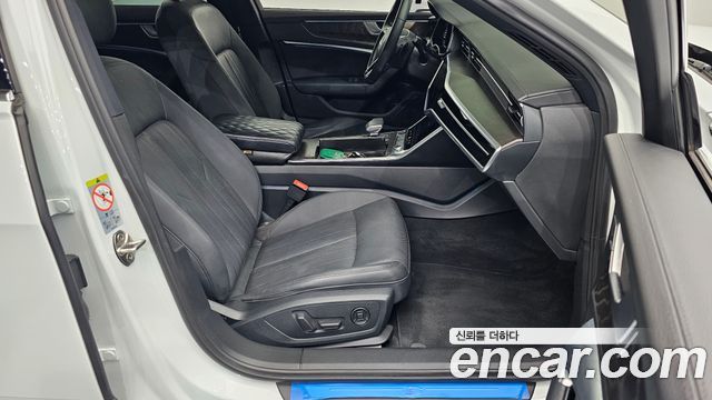 Audi A6 (C8) 45 TFSI Premium 2021 — фото 12