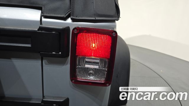 Jeep Wrangler (JK) 2.8 Diesel Rubicon 2Door 2011 — фото 23