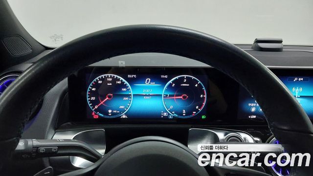 Mercedes-Benz GLB-Class (X247) GLB200 d 2021 — фото 8