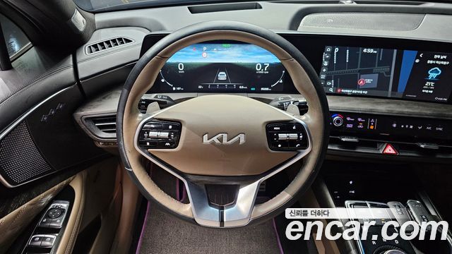 Kia K8 2.5 Gasoline 2WD Signature Special 2023 — фото 13