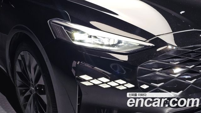 Kia K8 2.5 Gasoline 2WD Signature Special 2023 — фото 22