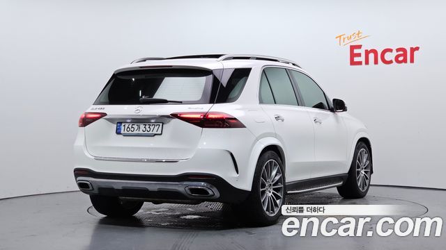 Mercedes-Benz GLE-Class (W167) GLE450 4MATIC 2024 — фото 2