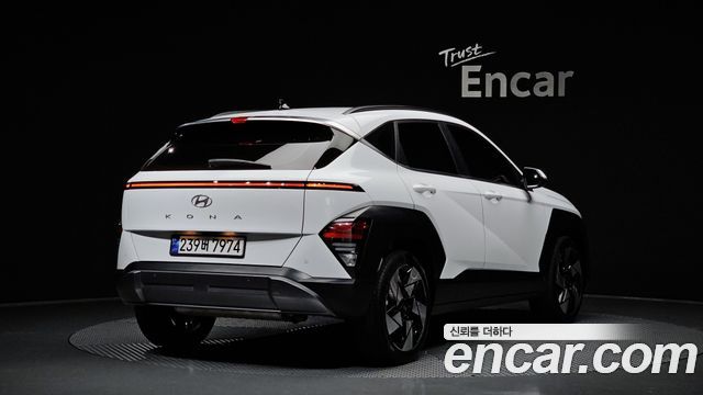 Hyundai Kona (SX2) Gasoline 2.0 2WD Inspiration 2023 — фото 2
