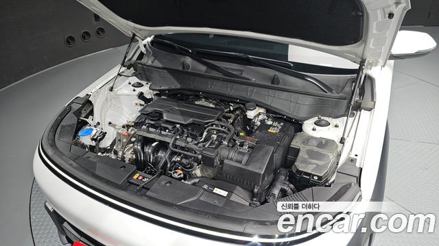 Hyundai Kona (SX2) Gasoline 2.0 2WD Inspiration 2023 — фото 6