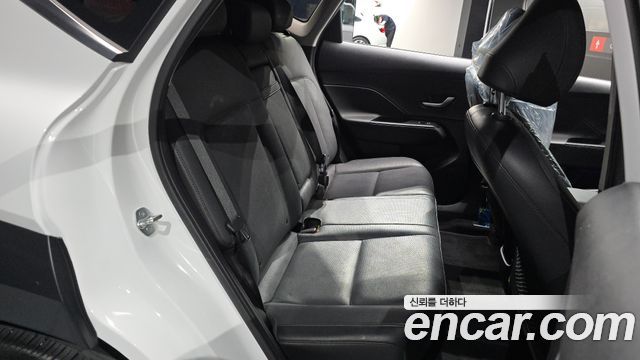 Hyundai Kona (SX2) Gasoline 2.0 2WD Inspiration 2023 — фото 15