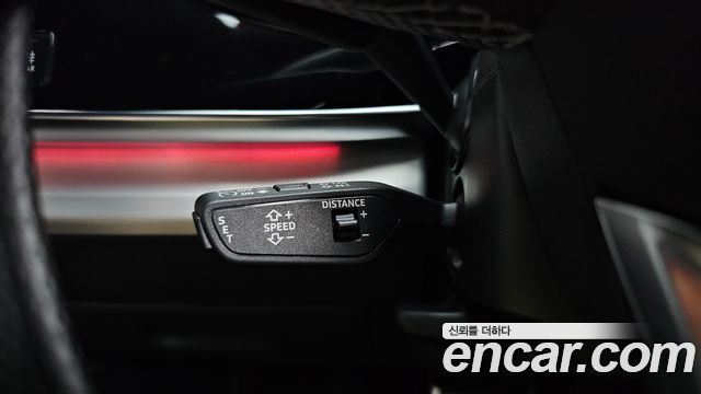 Audi Q8 (4M) 55 TFSI Quattro Premium 2022 — фото 11