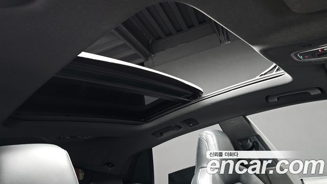 Audi Q8 (4M) 55 TFSI Quattro Premium 2022 — фото 19
