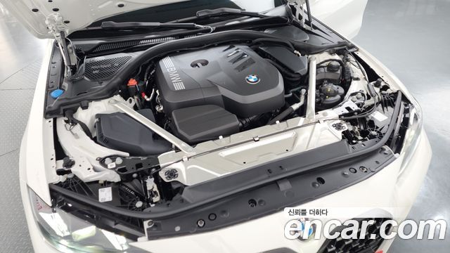 BMW 4 Series (G22) 420i M Sport Pro Gran Coupe 2025 — фото 6