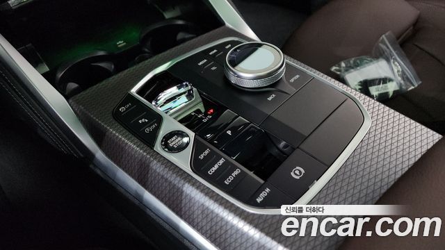 BMW 4 Series (G22) 420i M Sport Pro Gran Coupe 2025 — фото 9