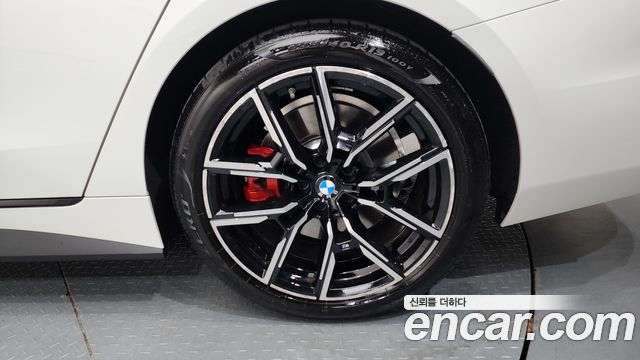 BMW 4 Series (G22) 420i M Sport Pro Gran Coupe 2025 — фото 21