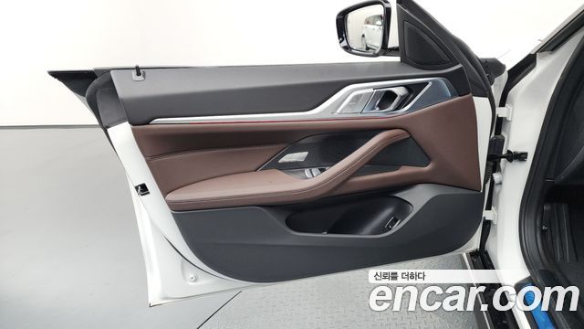 BMW 4 Series (G22) 420i M Sport Pro Gran Coupe 2025 — фото 24