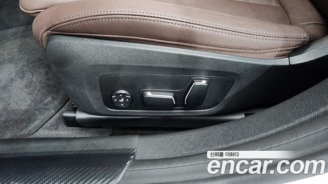 BMW 4 Series (G22) 420i M Sport Pro Gran Coupe 2025 — фото 31