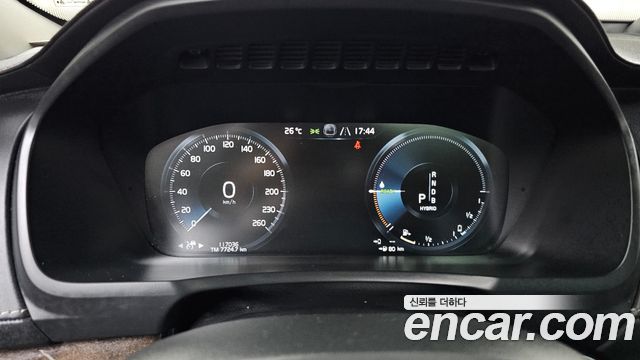 Volvo XC90 (II) T8 Inscription Hybird 2017 — фото 8