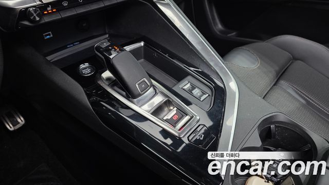 Peugeot 5008 (II) 1.2 Pure Tech GT 2022 — фото 9