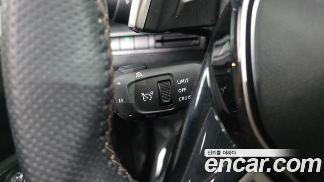 Peugeot 5008 (II) 1.2 Pure Tech GT 2022 — фото 19