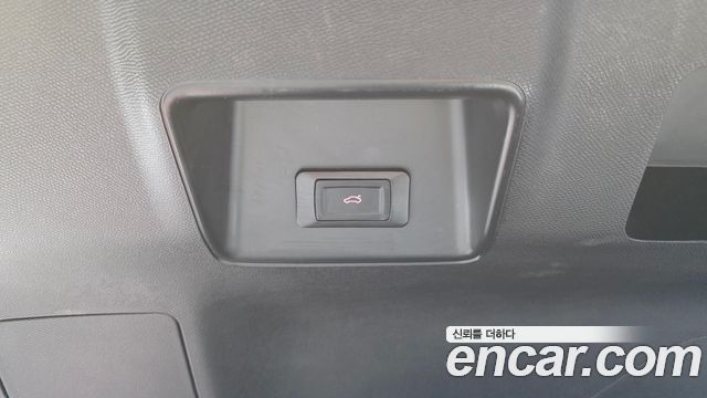 Peugeot 5008 (II) 1.2 Pure Tech GT 2022 — фото 20