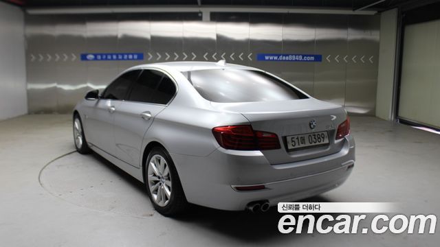 BMW 5 Series (F10) 528i Luxury Plus 2016 — фото 2