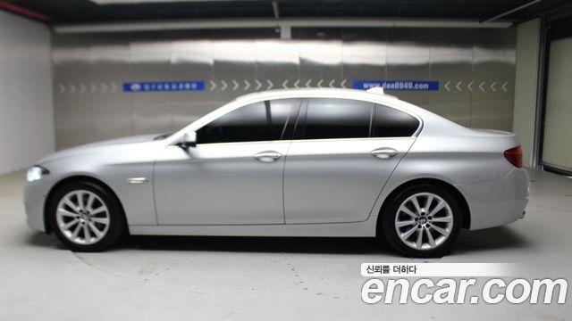 BMW 5 Series (F10) 528i Luxury Plus 2016 — фото 22