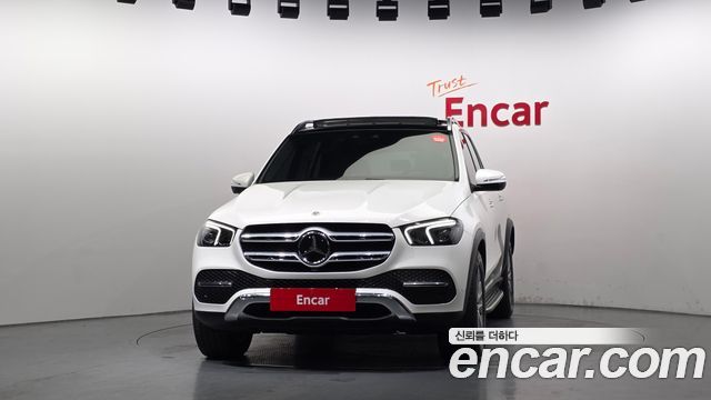 Mercedes-Benz GLE-Class (W167) GLE300d 4MATIC 2022 — фото 3