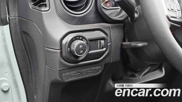 Jeep Wrangler (JL) 2.0 Rubicon 2Door 2024 — фото 13