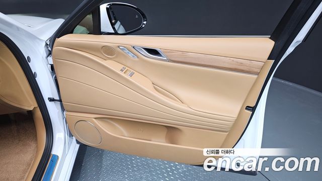 Genesis G80 (RG3) Gasoline 2.5 Turbo AWD 2025 — фото 24