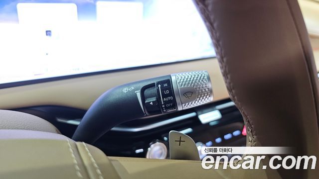 Genesis G80 (RG3) Gasoline 2.5 Turbo AWD 2025 — фото 29