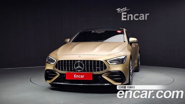 Mercedes-Benz AMG GT 4Door 43 4MATIC+ Dynamic golden daylight 2023 — фото 3