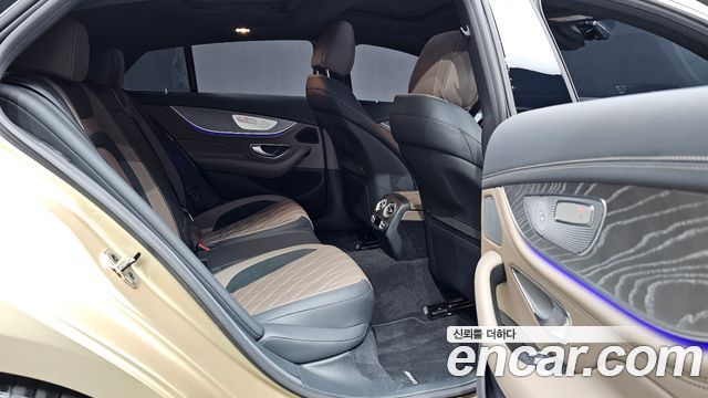 Mercedes-Benz AMG GT 4Door 43 4MATIC+ Dynamic golden daylight 2023 — фото 12