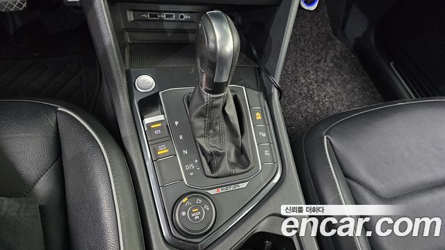Volkswagen Tiguan (II) 2.0 TDI 4Motion Prestige 2020 — фото 9